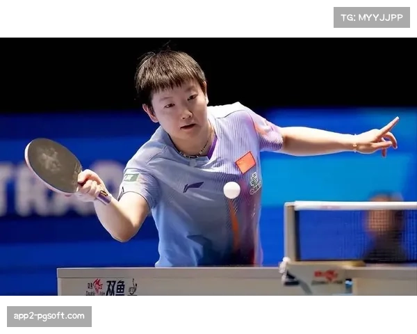 特写：决胜局10-10平，孙颖莎长达一分钟的专注凝视